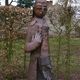 statue